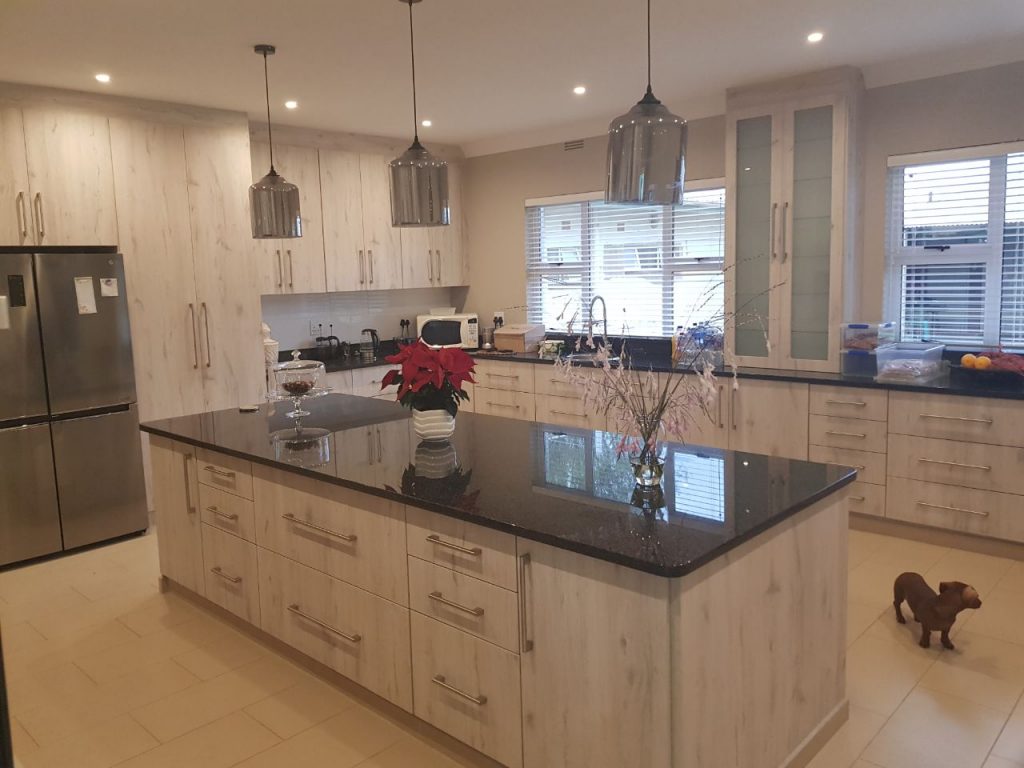 Allstone Solutions - Beautiful Farm Kitchen