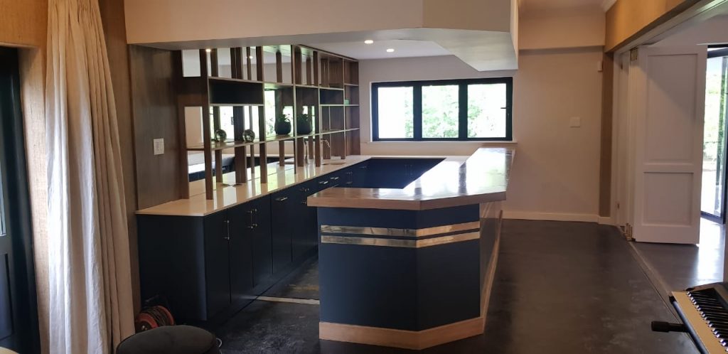 Allstone Solutions - Beautiful Bar - Pro Quartz 